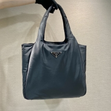 Prada Tote Bags